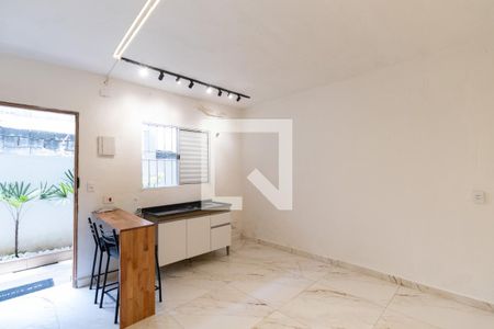 Studio de casa de condomínio para alugar com 1 quarto, 20m² em Jardim Lisboa, São Paulo
