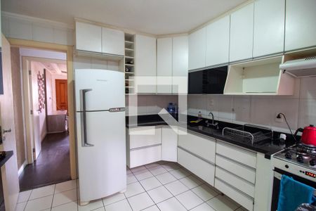 Cozinha de casa de condomínio para alugar com 2 quartos, 90m² em Vila Sao Domingos, São Paulo
