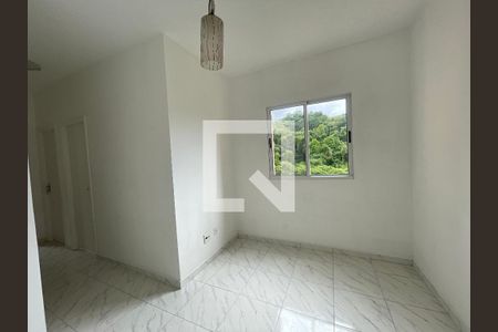 Sala de apartamento para alugar com 2 quartos, 576m² em Bairro Jardim Nossa Senhora das Graças, Cotia