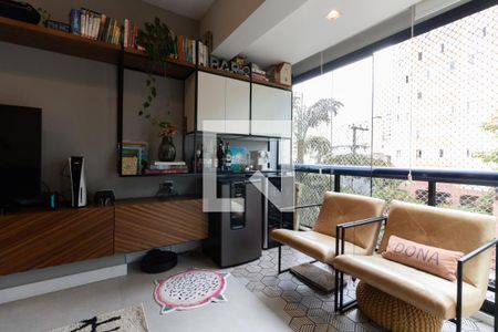 Sala de apartamento à venda com 2 quartos, 84m² em Vila Gumercindo, São Paulo