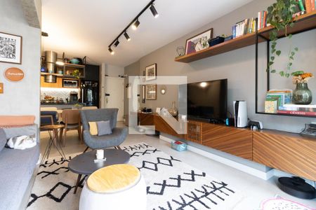 Sala de apartamento à venda com 2 quartos, 84m² em Vila Gumercindo, São Paulo