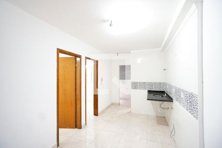 Sala e cozinha de apartamento à venda com 2 quartos, 40m² em Vila Nova Savoia, São Paulo