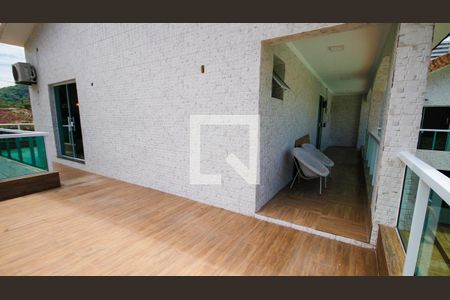 Varanda de casa para alugar com 6 quartos, 600m² em Canto do Forte, Praia Grande
