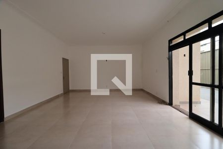 Sala 1 de casa para alugar com 4 quartos, 482m² em Jardim Sumare, Ribeirão Preto