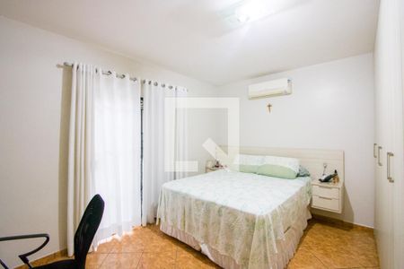 Quarto 1 - Suíte de casa para alugar com 2 quartos, 230m² em Jardim Alvorada, Santo André