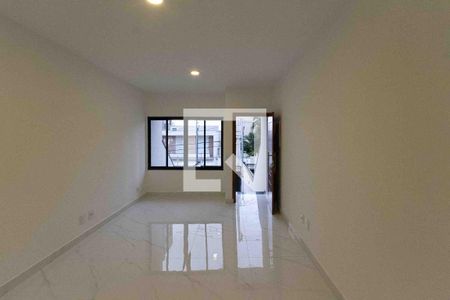 Sala de casa para alugar com 3 quartos, 140m² em Vila Carrão, São Paulo