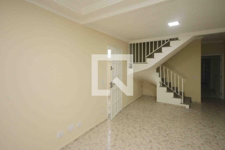 Casa para alugar com 3 quartos, 200m² em São Lucas, São Paulo