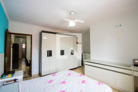Quarto 1 - Suíte de casa à venda com 3 quartos, 178m² em Vila Mazzei, Santo André
