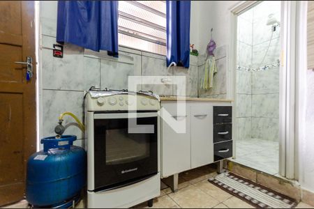 Cozinha de casa para alugar com 1 quarto, 40m² em Vila Zat, São Paulo