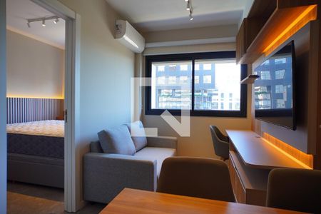 Sala_Cozinha de apartamento à venda com 1 quarto, 29m² em Boa Vista, Porto Alegre