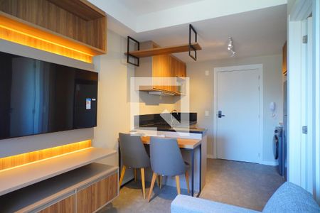 Sala_Cozinha de apartamento à venda com 1 quarto, 29m² em Boa Vista, Porto Alegre