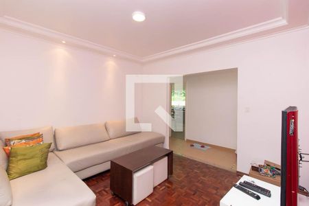 Sala de TV de casa para alugar com 4 quartos, 230m² em Horto Florestal, São Paulo