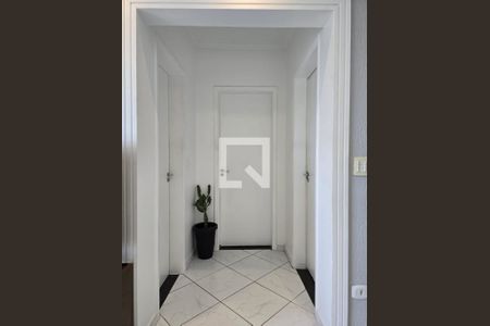 Corredor de apartamento à venda com 2 quartos, 75m² em Vila Galvão, Guarulhos
