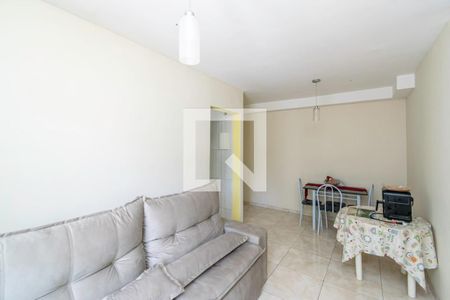 Sala de apartamento para alugar com 3 quartos, 45m² em Irajá, Rio de Janeiro