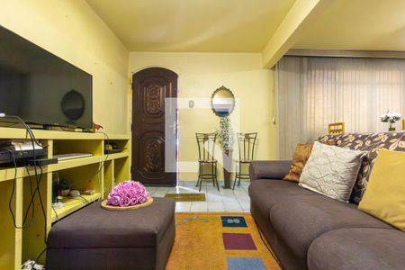 Fachada de casa à venda com 5 quartos, 100m² em Cangaiba, São Paulo