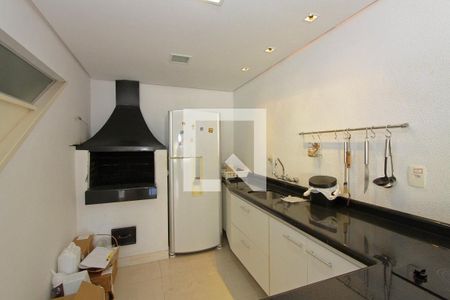 Cozinha de casa para alugar com 4 quartos, 510m² em Boa Vista, Porto Alegre