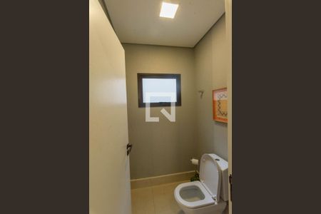 Lavabo de casa de condomínio para alugar com 3 quartos, 318m² em Jardim Nova Europa, Campinas