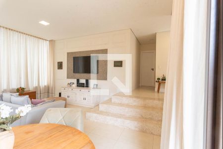 Sala de casa de condomínio para alugar com 3 quartos, 318m² em Jardim Nova Europa, Campinas