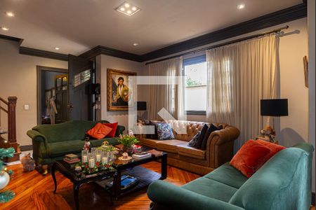 Sala de casa para alugar com 4 quartos, 230m² em Bela Vista, São Paulo