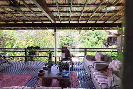 Quarto 1 de casa à venda com 3 quartos, 220m² em Itaipu, Niterói