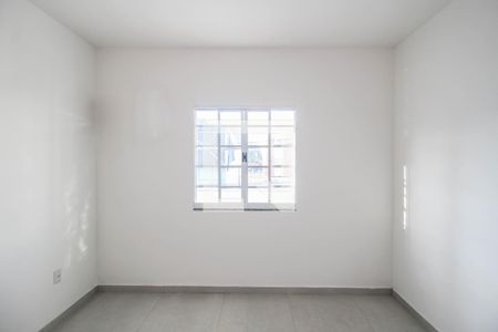 Suíte de apartamento para alugar com 2 quartos, 77m² em Edson Passos, Mesquita