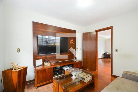 Sala de TV de casa à venda com 8 quartos, 420m² em Palmares, Belo Horizonte