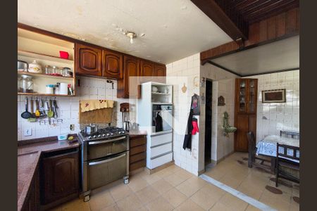 Casa para alugar com 4 quartos, 1300m² em Taquara, Rio de Janeiro