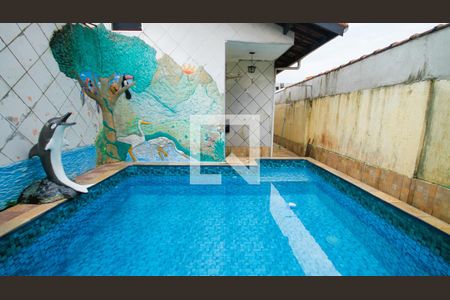 Piscina de casa para alugar com 2 quartos, 166m² em Maracanã, Praia Grande