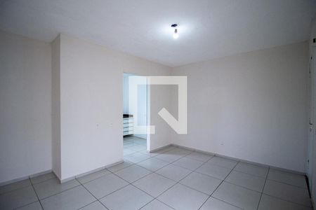 Sala de apartamento para alugar com 2 quartos, 50m² em Caranda, Sorocaba