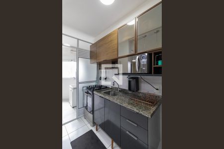 Sala/Cozinha/Área de Serviço de apartamento à venda com 2 quartos, 52m² em Chácara Cruzeiro do Sul, São Paulo