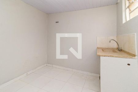 Studio de casa para alugar com 1 quarto, 8m² em Vila Paiva, São Paulo