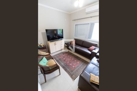 SALA DE TV de casa de condomínio à venda com 4 quartos, 421m² em Jardim Botânico (sousas), Campinas