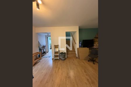 Sala de casa de condomínio para alugar com 3 quartos, 198m² em Residencial Barão do Café, Campinas