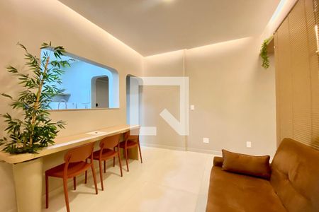 Sala de apartamento para alugar com 1 quarto, 42m² em Copacabana, Rio de Janeiro