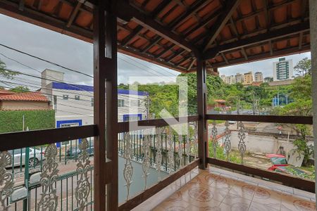 Varanda de casa para alugar com 3 quartos, 484m² em Universitário, Belo Horizonte