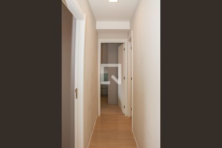 Corredor de apartamento para alugar com 2 quartos, 53m² em Água Branca, São Paulo