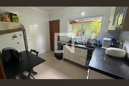 Casa à venda com 3 quartos, 114m² em Campo Grande, São Paulo