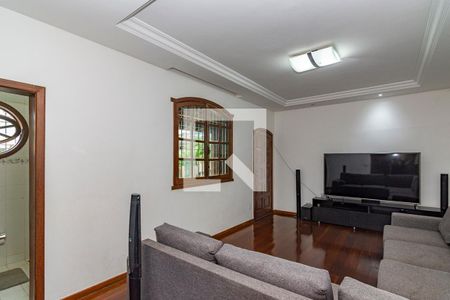 Sala 1 de casa à venda com 4 quartos, 350m² em Nova Gameleira, Belo Horizonte