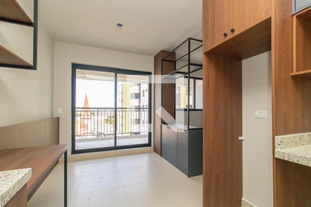 Sala/Cozinha de kitnet/studio para alugar com 1 quarto, 25m² em Água Verde, Curitiba