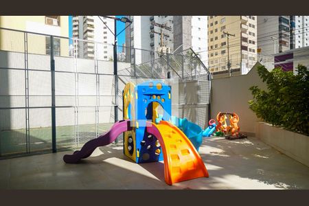 Apartamento para alugar com 3 quartos, 330m² em Setor Bueno, Goiânia