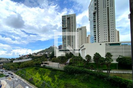 Vista da Sala de apartamento à venda com 3 quartos, 218m² em Vila da Serra, Nova Lima