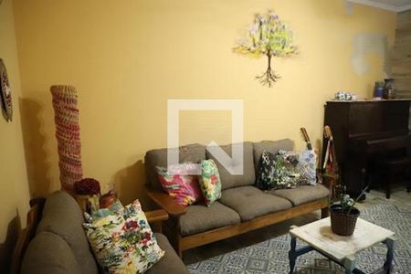 Casa à venda com 5 quartos, 254m² em Centro, Osasco