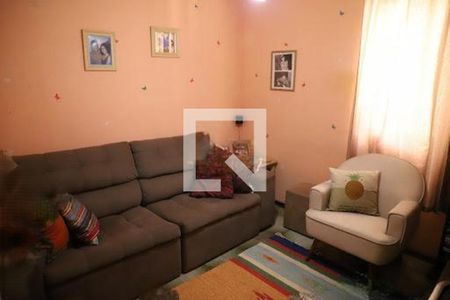 Casa à venda com 5 quartos, 254m² em Centro, Osasco