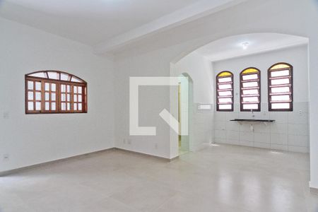 Sala de casa para alugar com 2 quartos, 75m² em Jardim Marisa, São Paulo