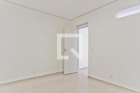 Quarto 1 de casa para alugar com 2 quartos, 75m² em Jardim Marisa, São Paulo