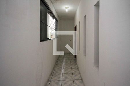 Corredor de casa à venda com 3 quartos, 110m² em Fazenda da Juta, São Paulo