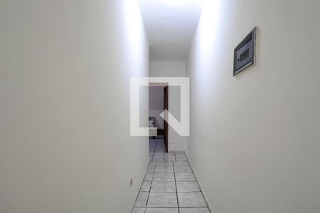 Corredor de casa para alugar com 2 quartos, 250m² em Parque Monte Libano, Mogi das Cruzes