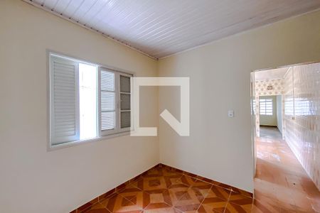 Quarto 1 de casa para alugar com 2 quartos, 260m² em Vila Canero, São Paulo