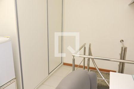 Escritório de apartamento para alugar com 2 quartos, 120m² em Stiep, Salvador
