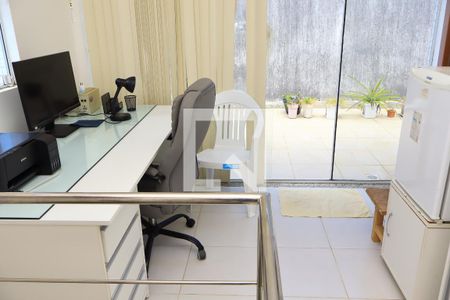 Escritório de apartamento para alugar com 2 quartos, 120m² em Stiep, Salvador